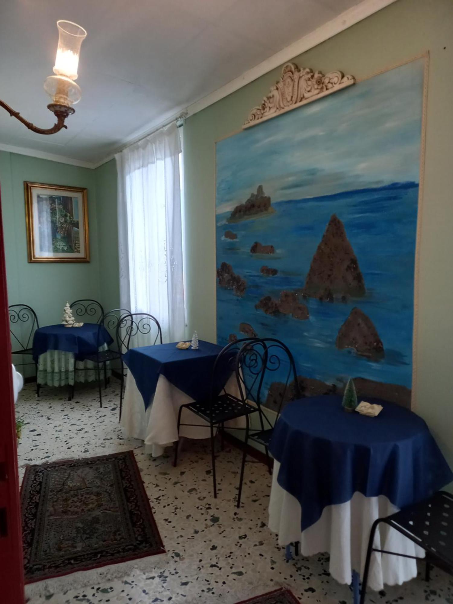 Sicilia In Miniatura "L'Atelier Dell'Etna" Bed & Breakfast Zafferana Etnea Exterior foto